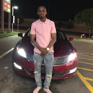 Meet your Posher, Aramis